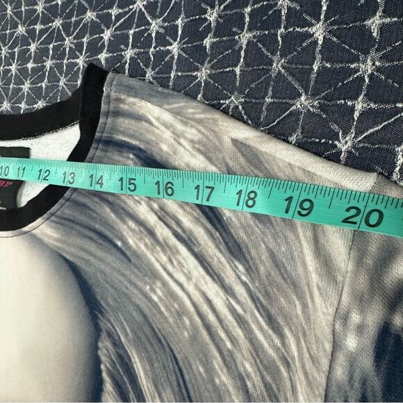 BARBIE 2014 Mattel Forever 21 Medium Pullover - Picture 7 of 11